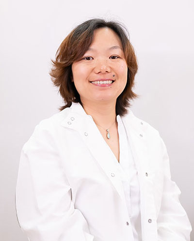 General Dentist Molly Guo